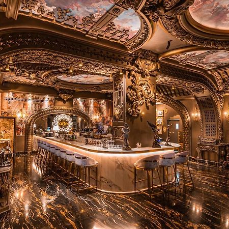 Arte By Thomas Chan Kuala Lumpur Exterior foto The interior of the bar